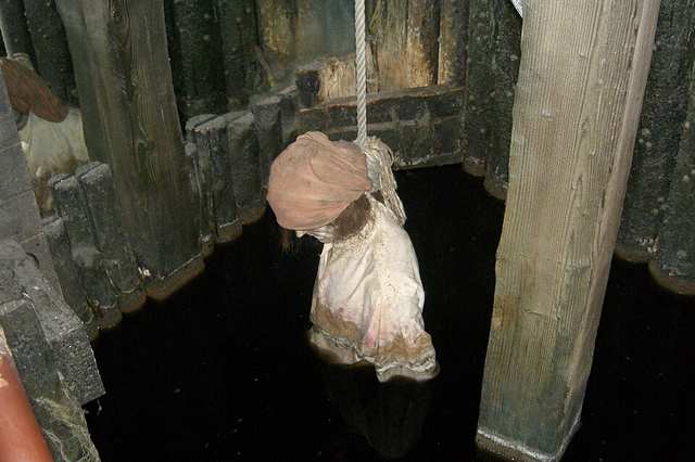 PirateWapping.JPG in the Uncanny Images collection.